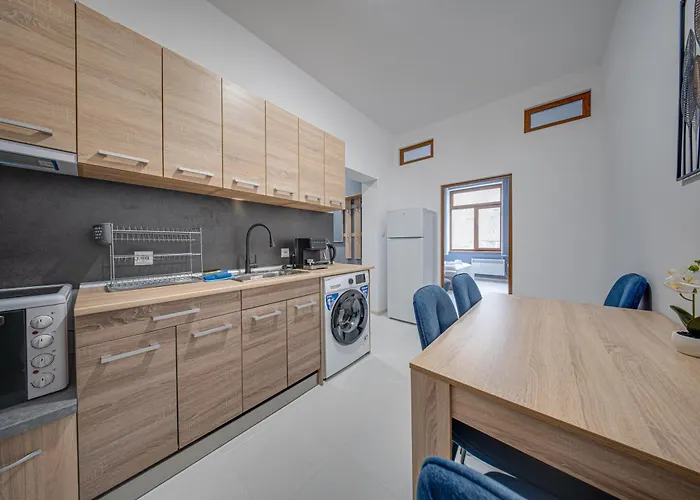 Vega - Metro Appartement