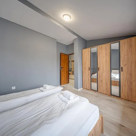 Vega - Metro * ソフィア