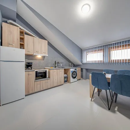 Vega - Metro Apartmán Sofie